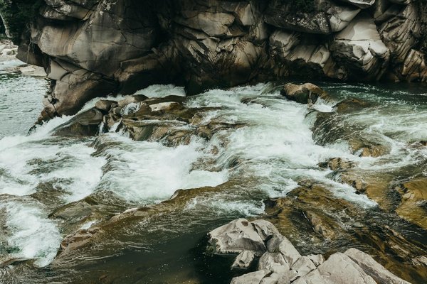 Destinations Idéales en France pour Louer des Chalets Authentiques